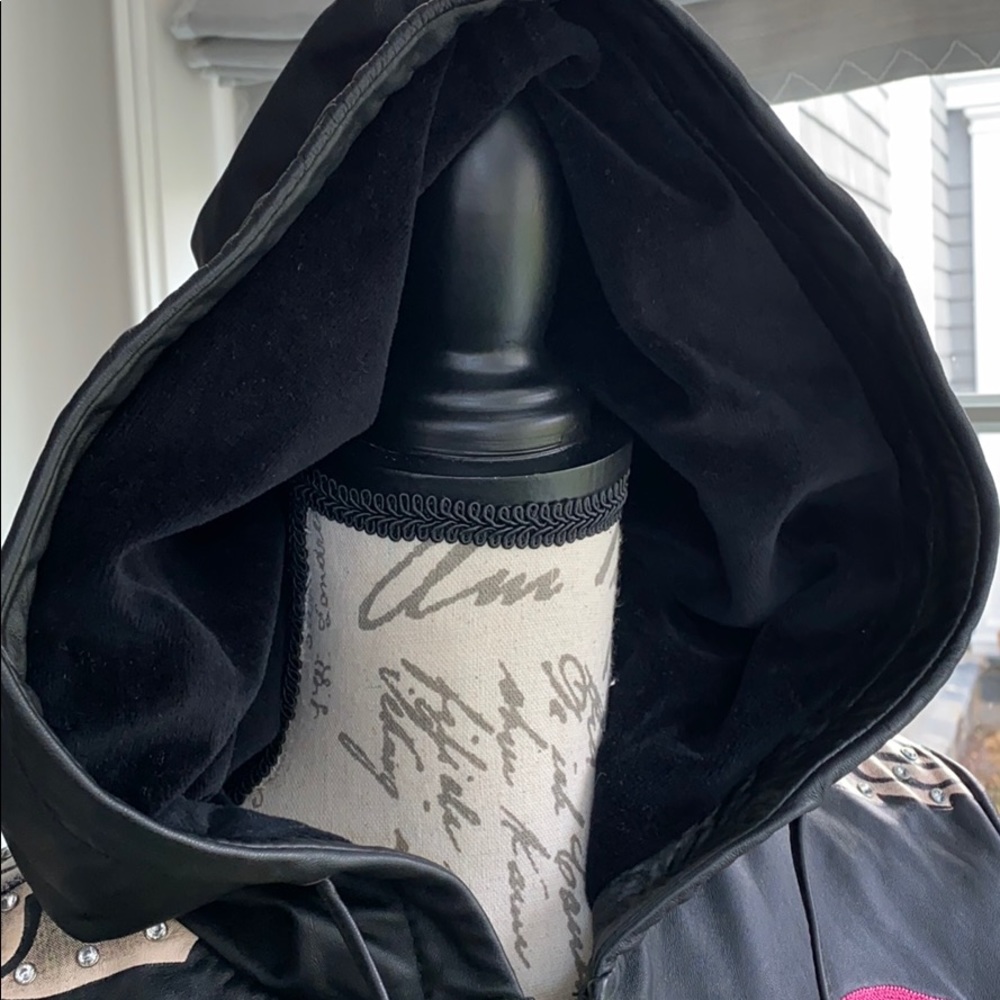 Leather jacket - Picture 4 of 8